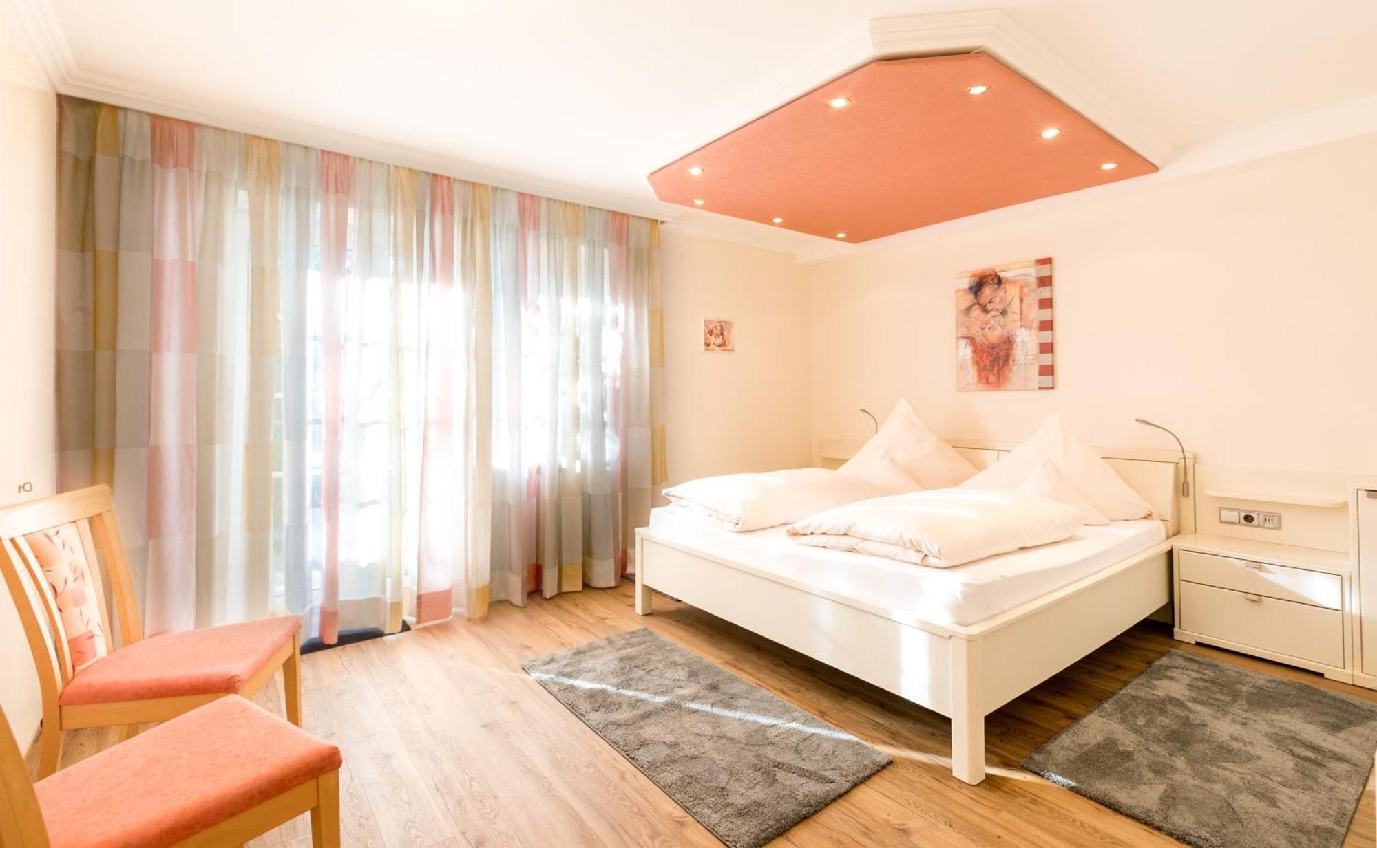 Hotel Sonnenhang Κέμπτεν Εξωτερικό φωτογραφία